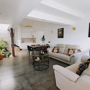 Garden House, Playa Honda Apartamento